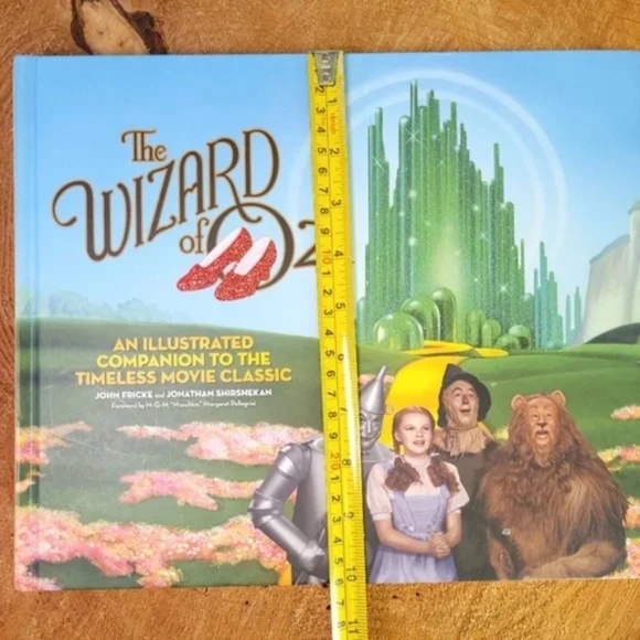 Wizard of Oz Behind the Scenes Book - Picture 14 of 14